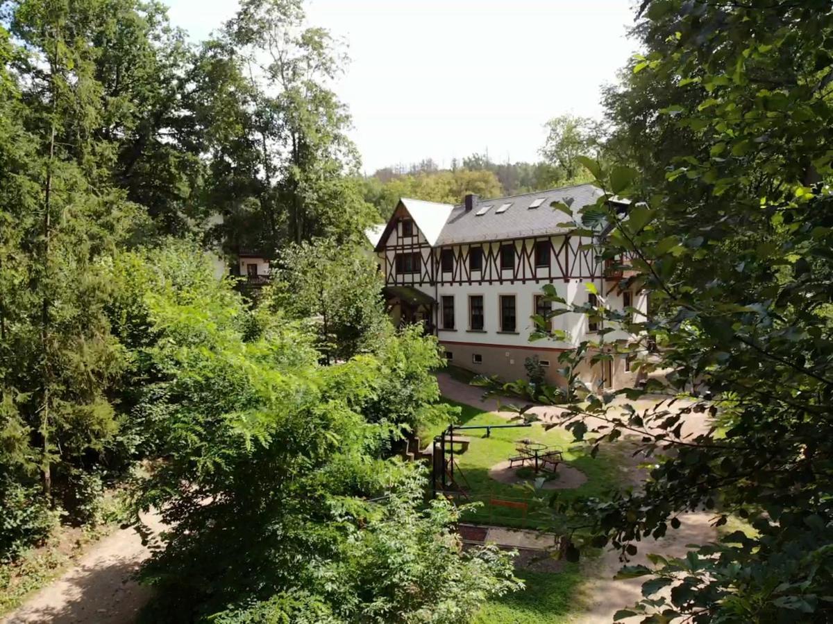 Zur Margarethenmuehle - Landgasthof Und Waldhotel Rosswein Eksteriør billede