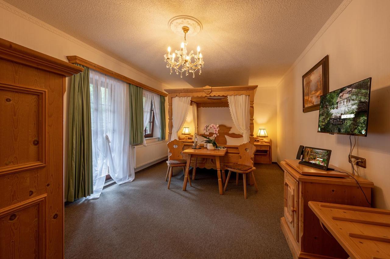 Zur Margarethenmuehle - Landgasthof Und Waldhotel Rosswein Eksteriør billede
