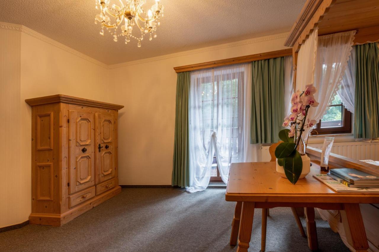 Zur Margarethenmuehle - Landgasthof Und Waldhotel Rosswein Eksteriør billede