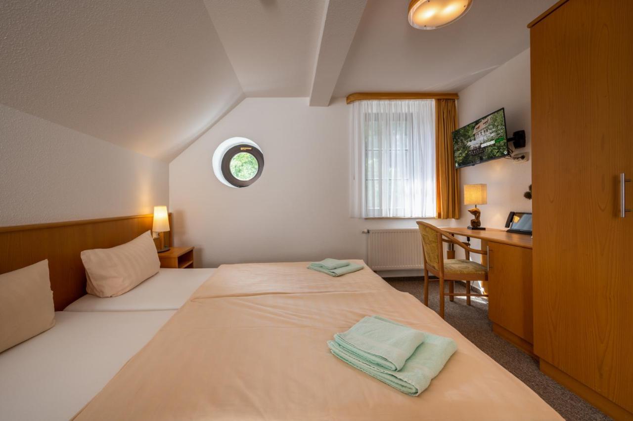 Zur Margarethenmuehle - Landgasthof Und Waldhotel Rosswein Eksteriør billede