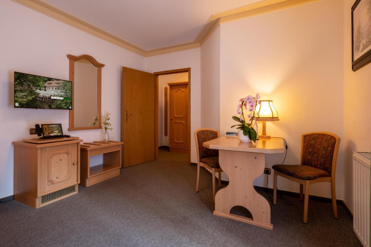 Zur Margarethenmuehle - Landgasthof Und Waldhotel Rosswein Eksteriør billede