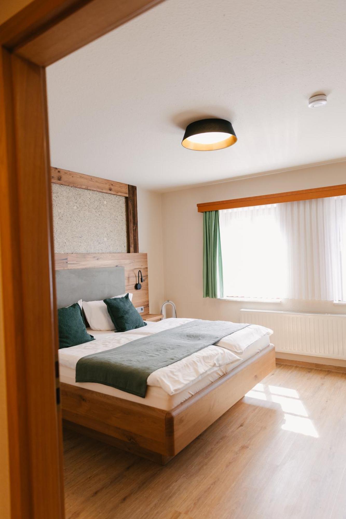 Zur Margarethenmuehle - Landgasthof Und Waldhotel Rosswein Eksteriør billede