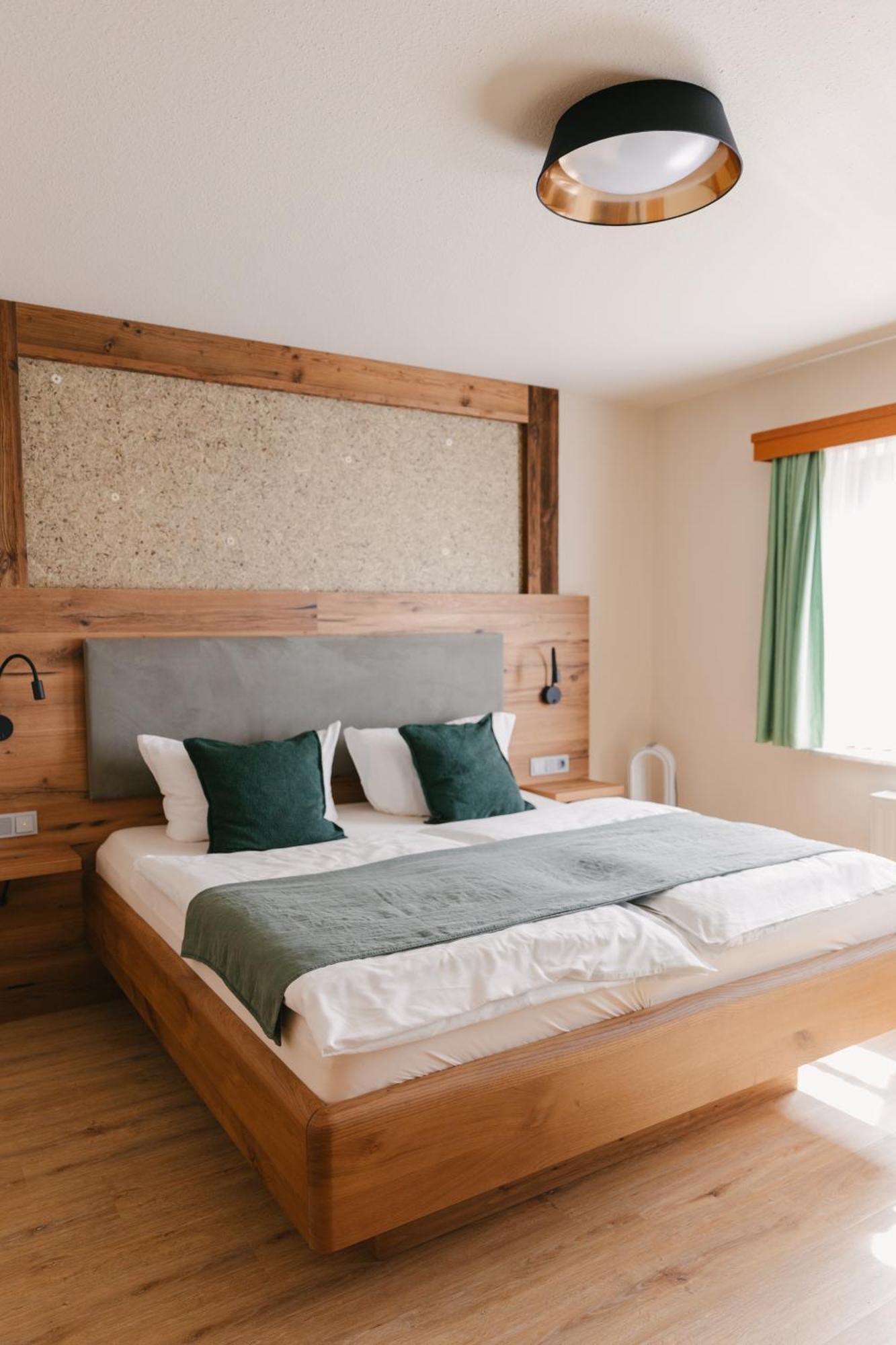 Zur Margarethenmuehle - Landgasthof Und Waldhotel Rosswein Eksteriør billede